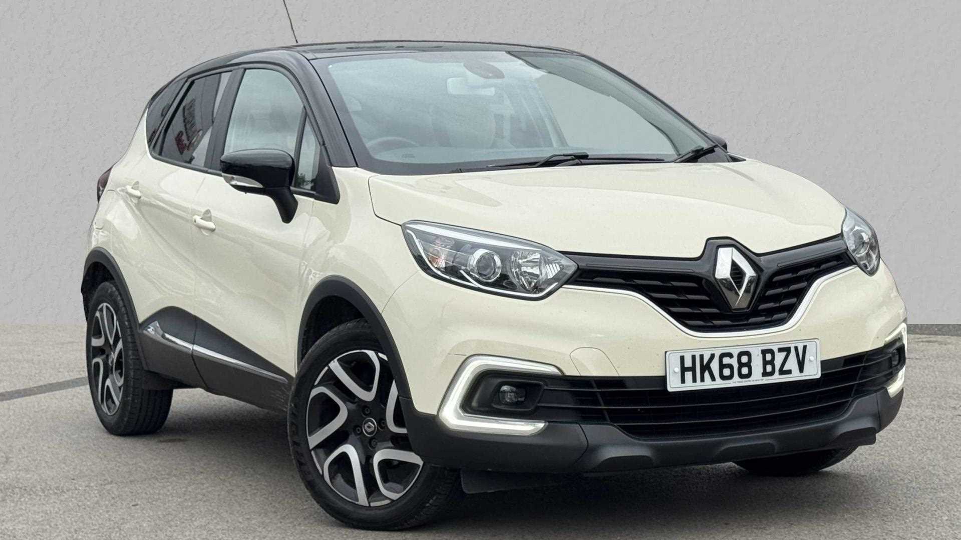 Main listing image - Renault Captur