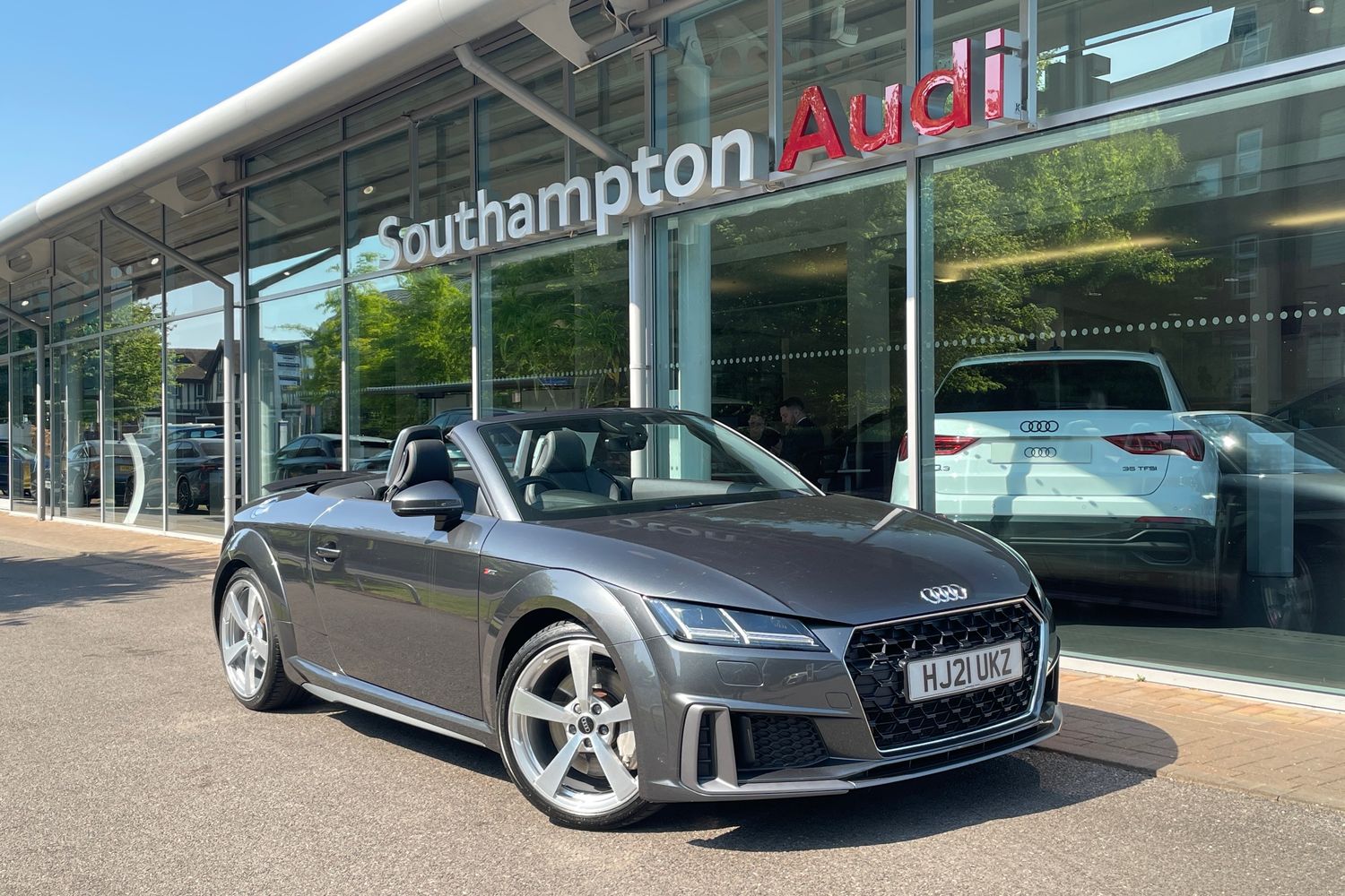 Main listing image - Audi TT Roadster