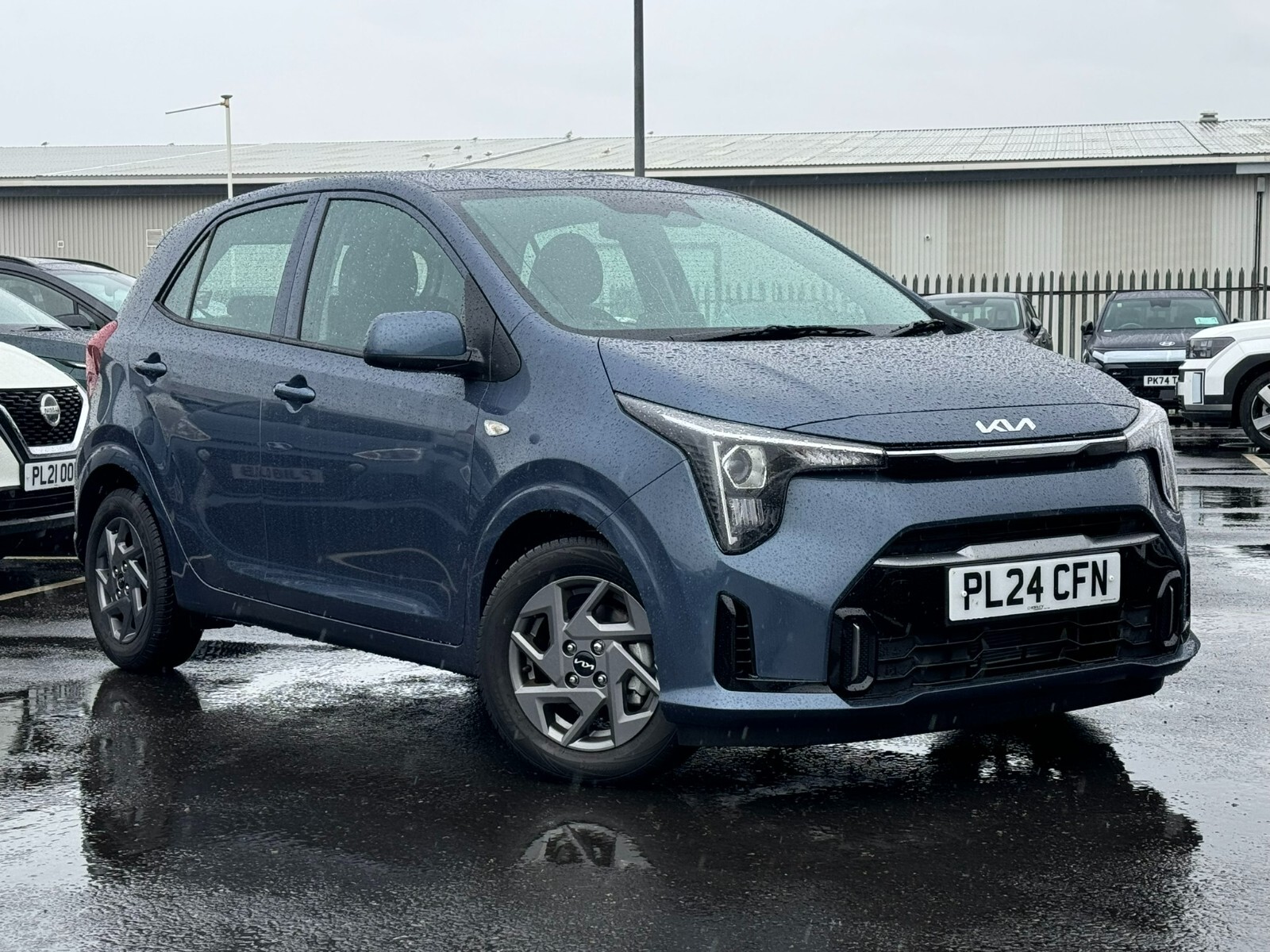 Main listing image - Kia Picanto