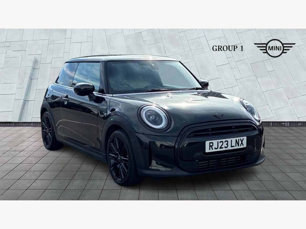 Main listing image - MINI Hatchback
