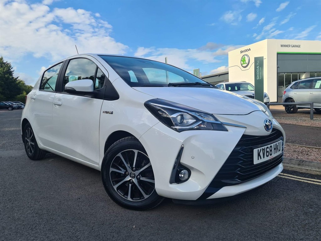 Main listing image - Toyota Yaris