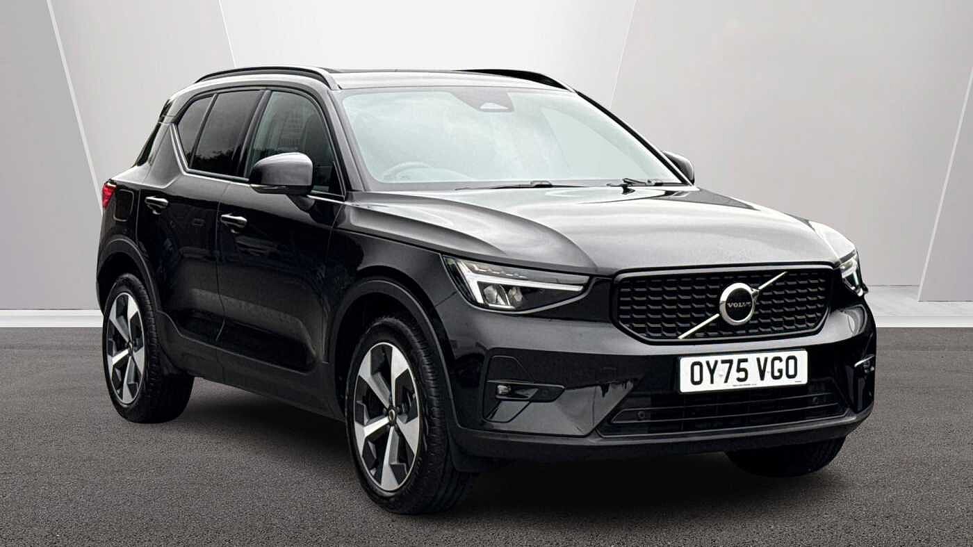 Main listing image - Volvo XC40
