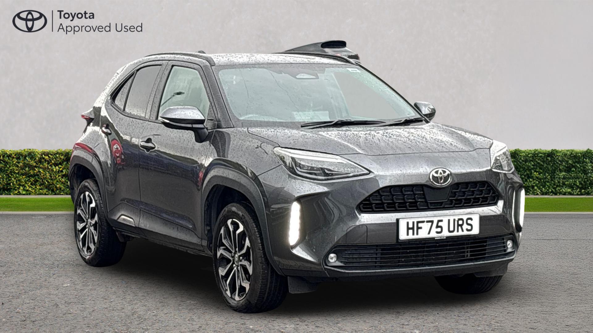 Main listing image - Toyota Yaris Cross