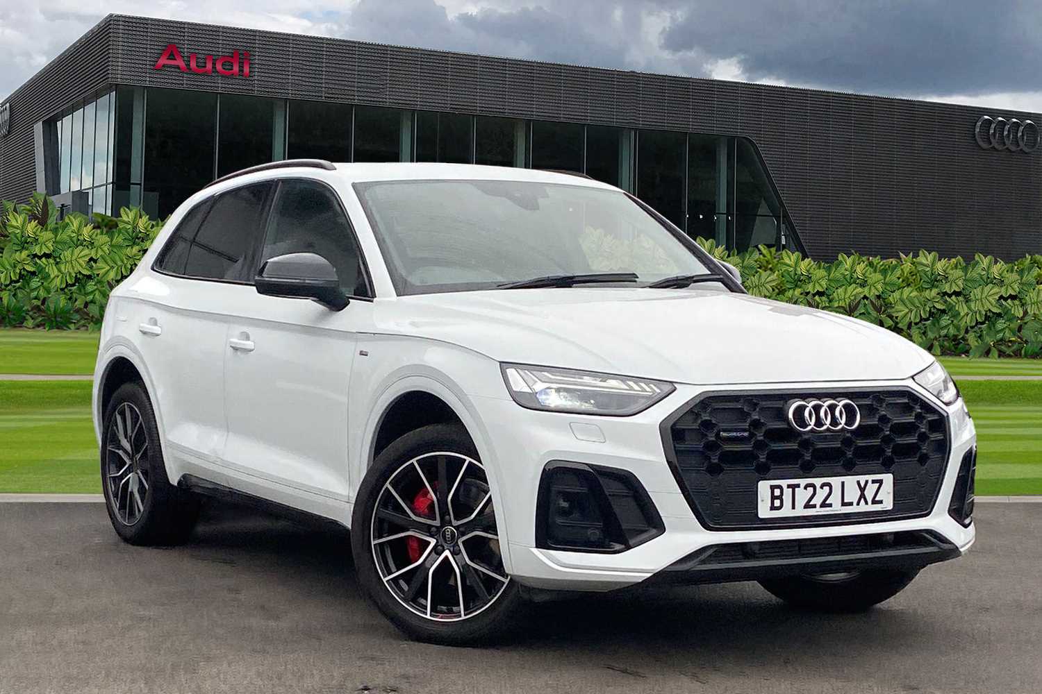 Main listing image - Audi Q5