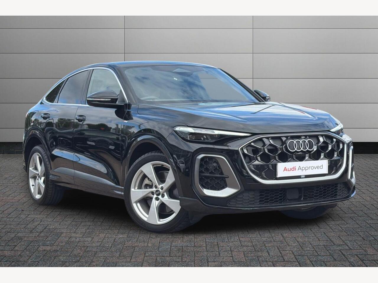 Main listing image - Audi Q5