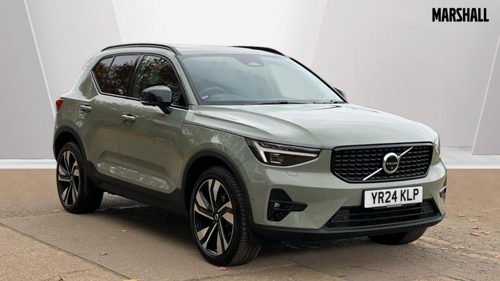 Main listing image - Volvo XC40