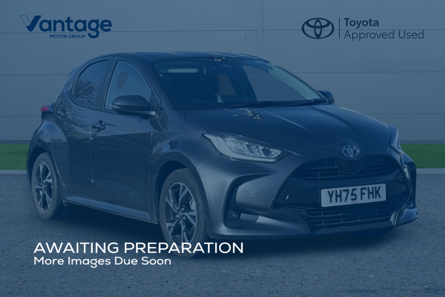 Main listing image - Toyota Yaris