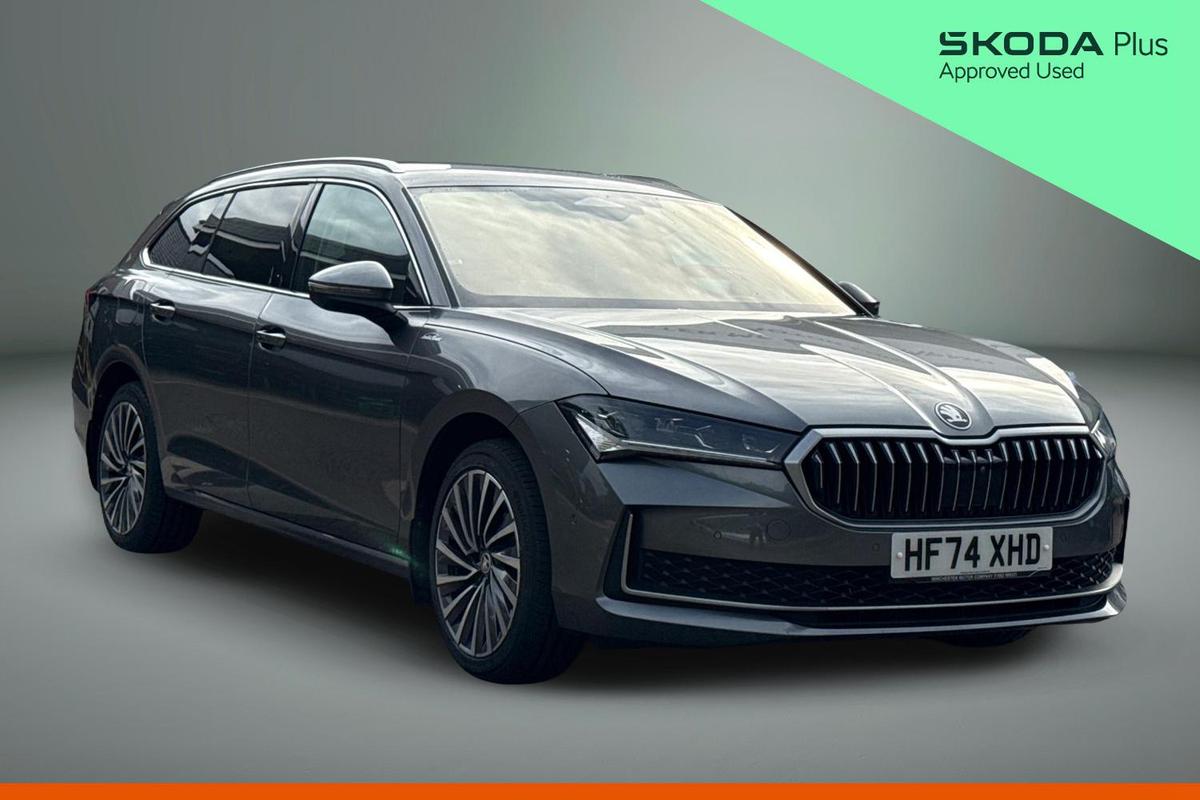 Main listing image - Skoda Superb