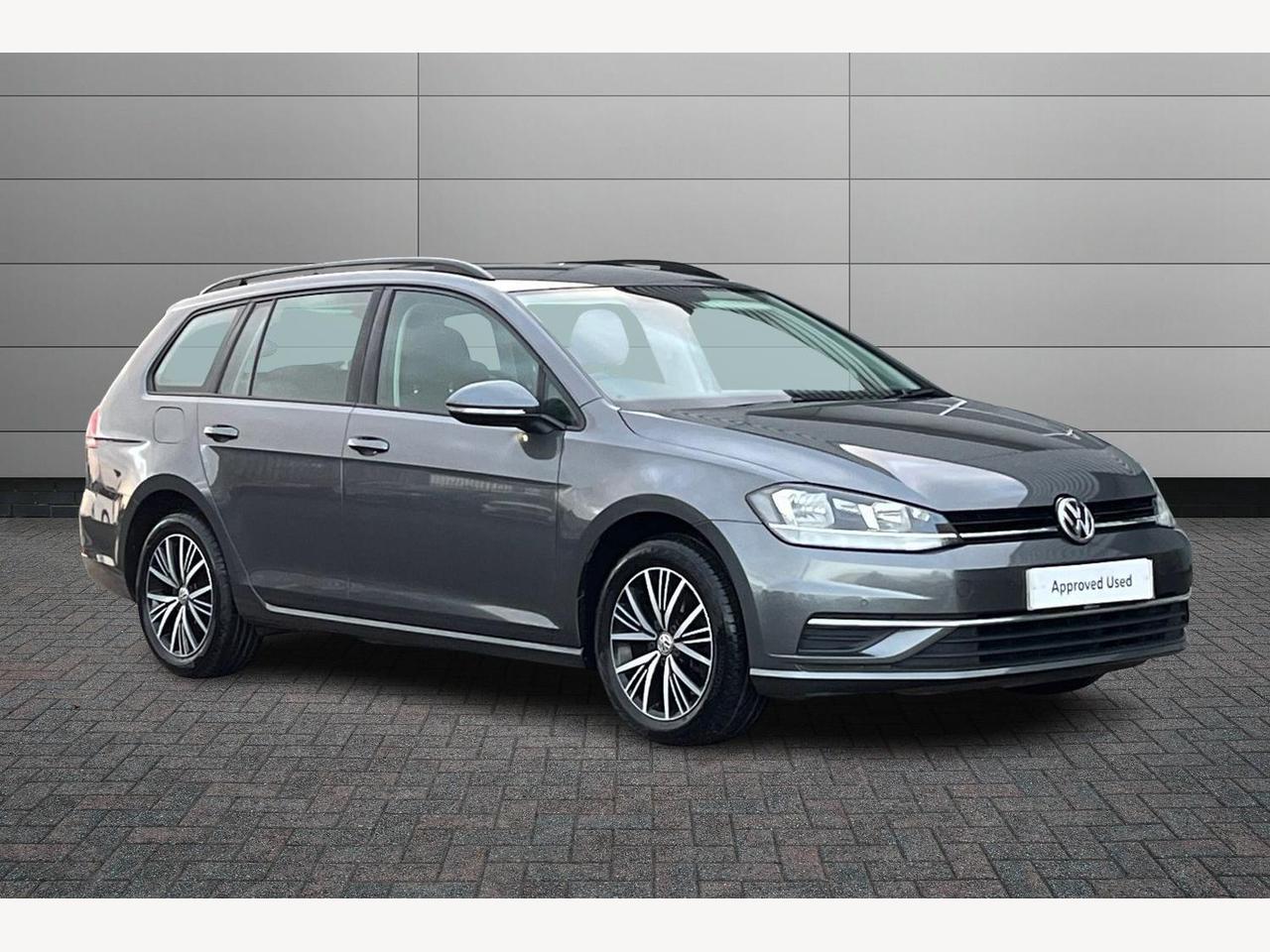 Main listing image - Volkswagen Golf Estate