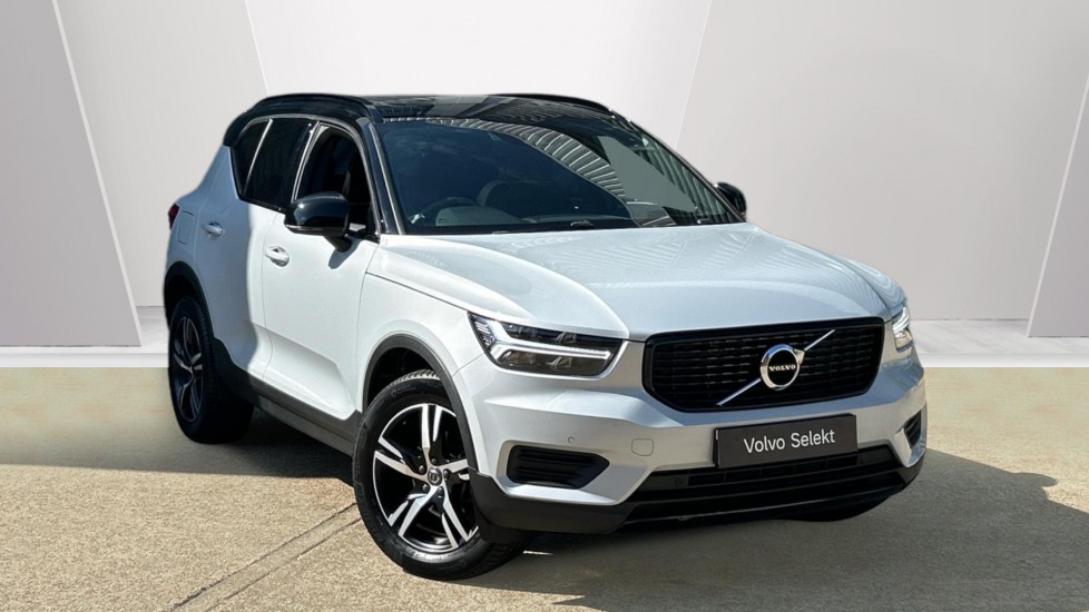 Main listing image - Volvo XC40