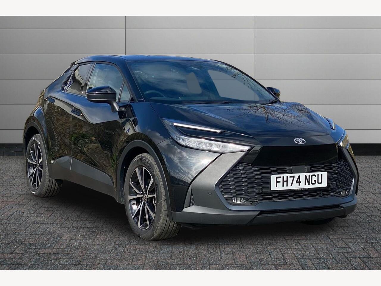 Main listing image - Toyota C-HR