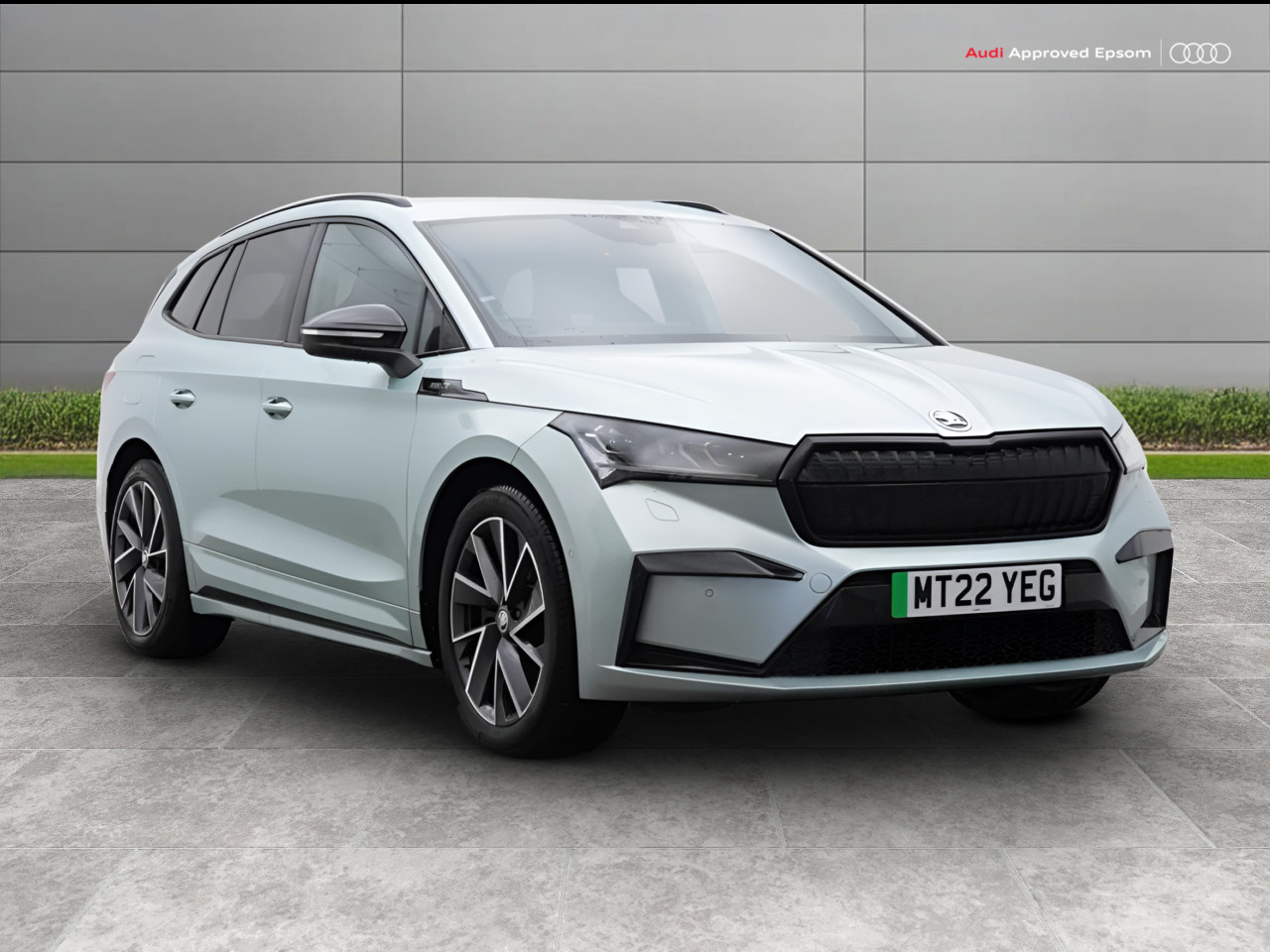Main listing image - Skoda Enyaq