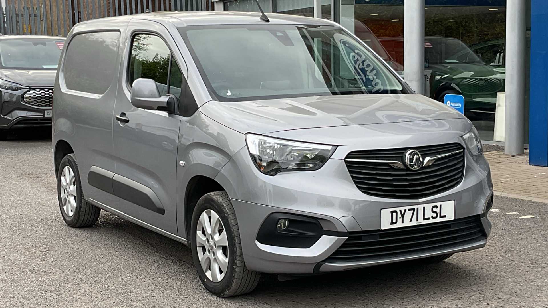 Main listing image - Vauxhall Combo Cargo