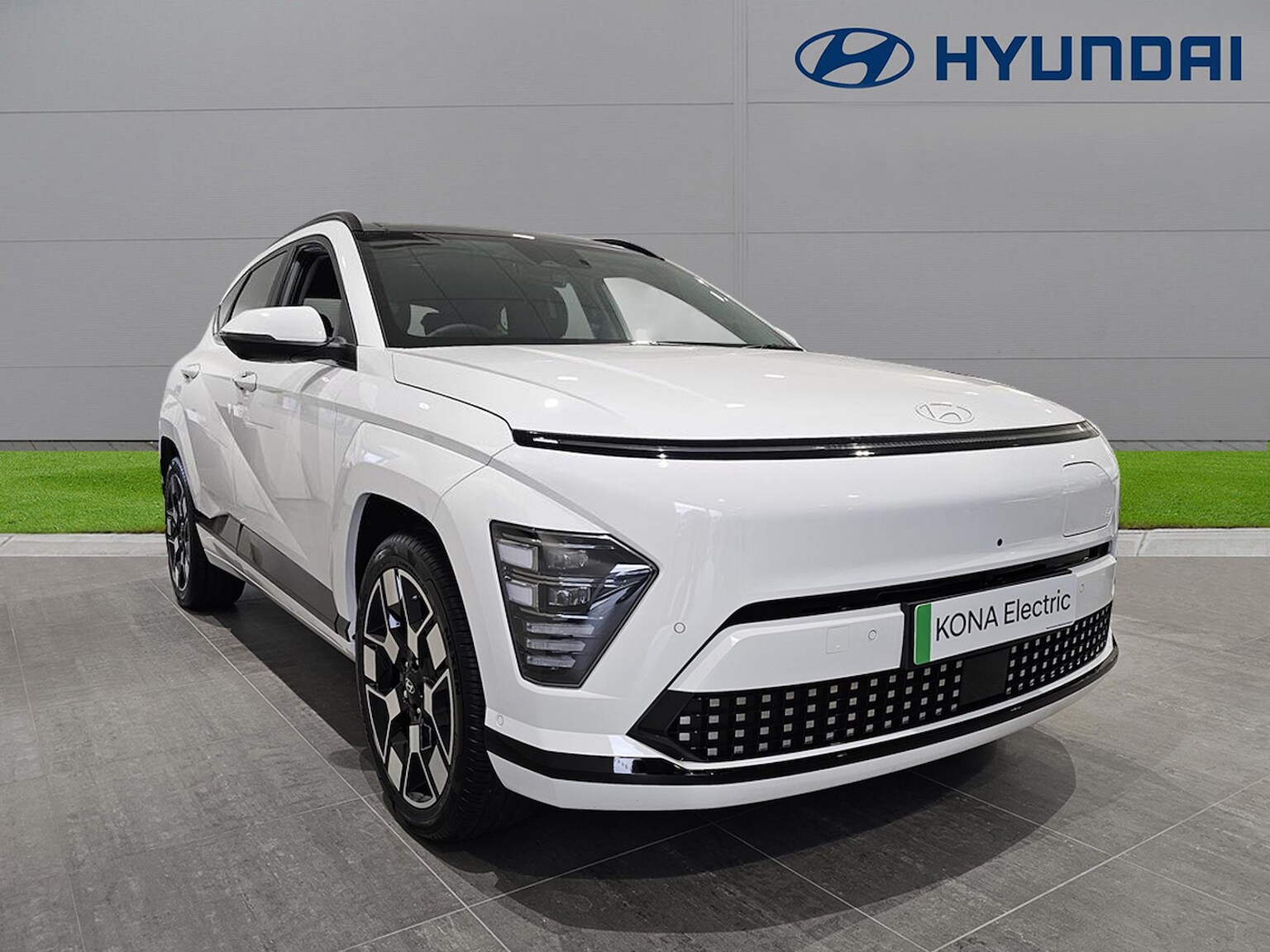 Main listing image - Hyundai Kona Electric