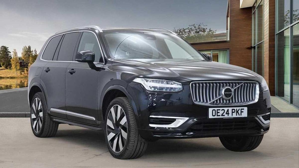 Main listing image - Volvo XC90