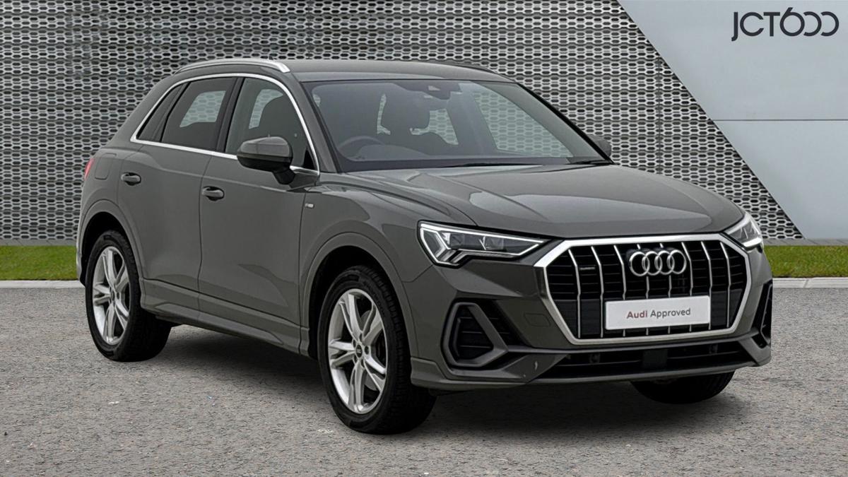 Main listing image - Audi Q3