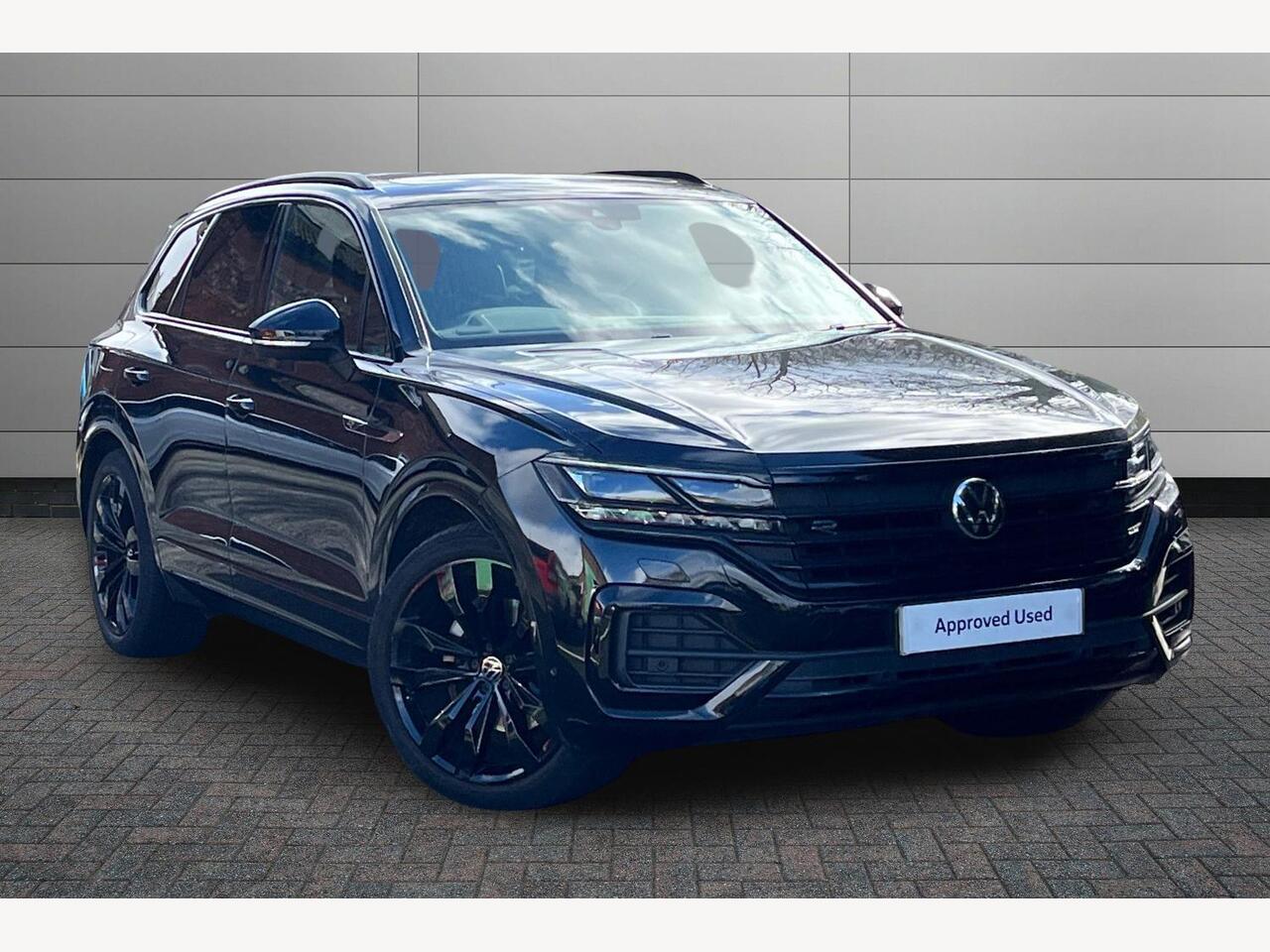 Main listing image - Volkswagen Touareg