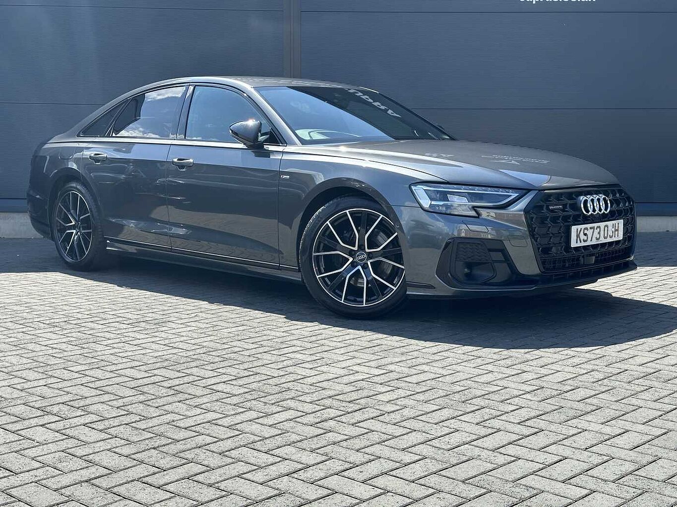 Main listing image - Audi A8