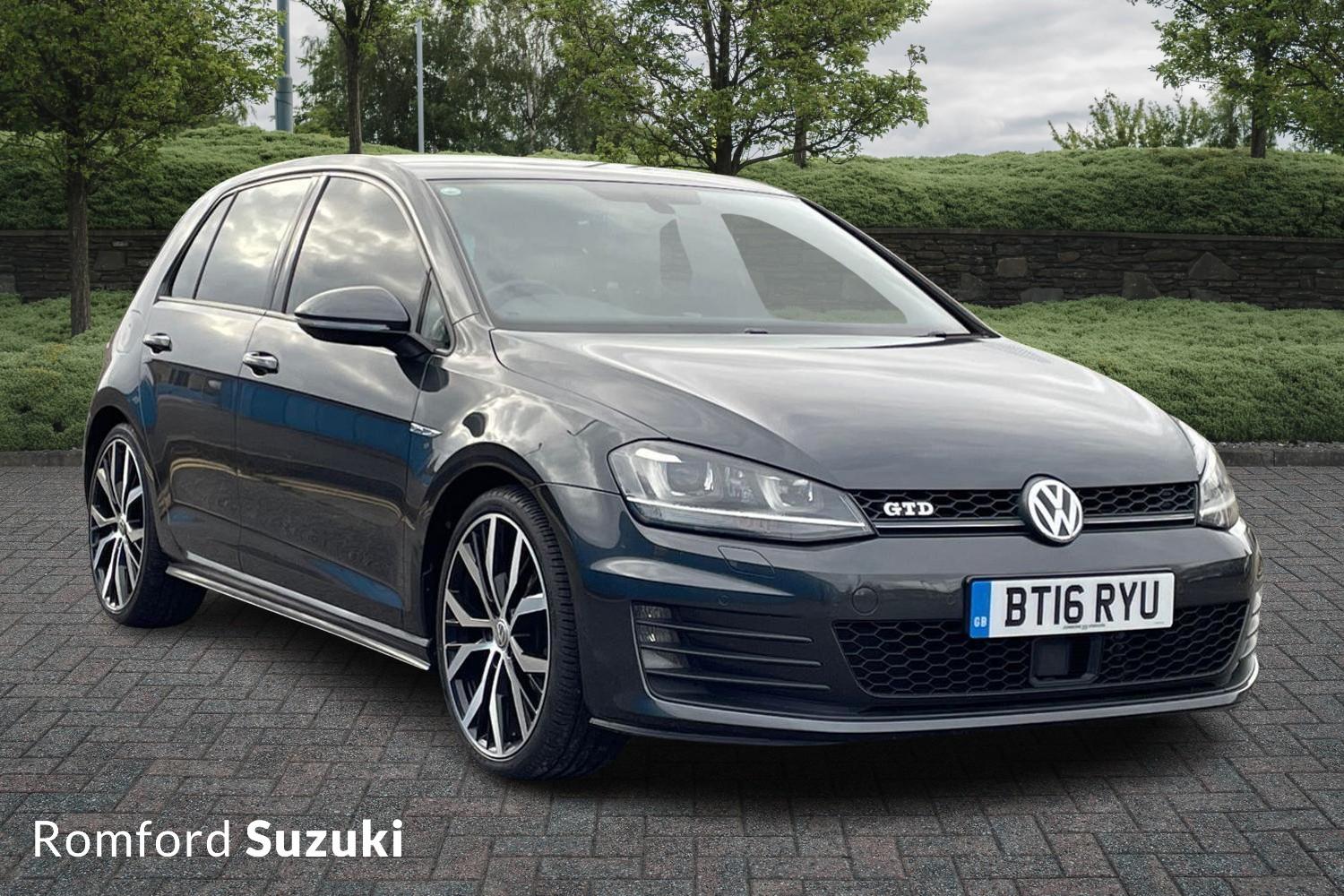 Main listing image - Volkswagen Golf