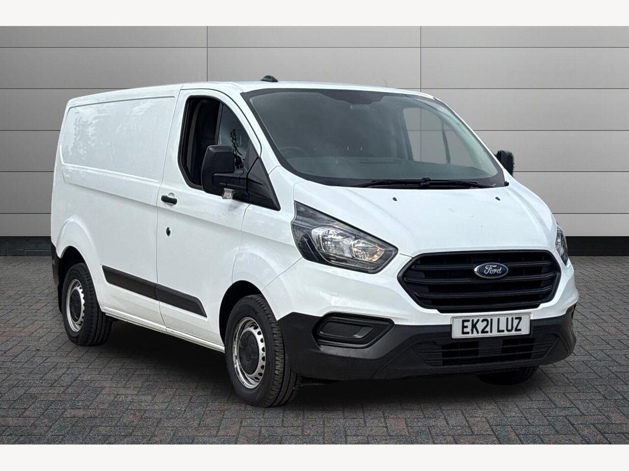 Main listing image - Ford Transit Custom