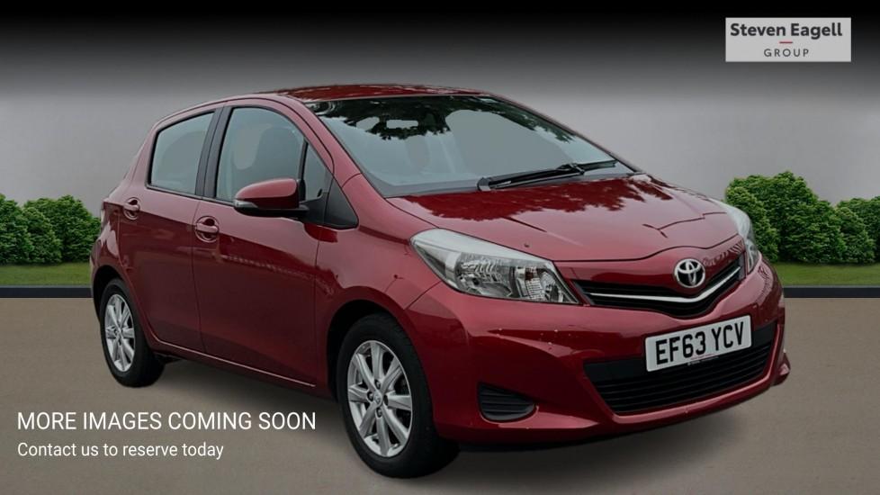 Main listing image - Toyota Yaris