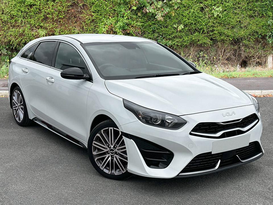 Main listing image - Kia ProCeed