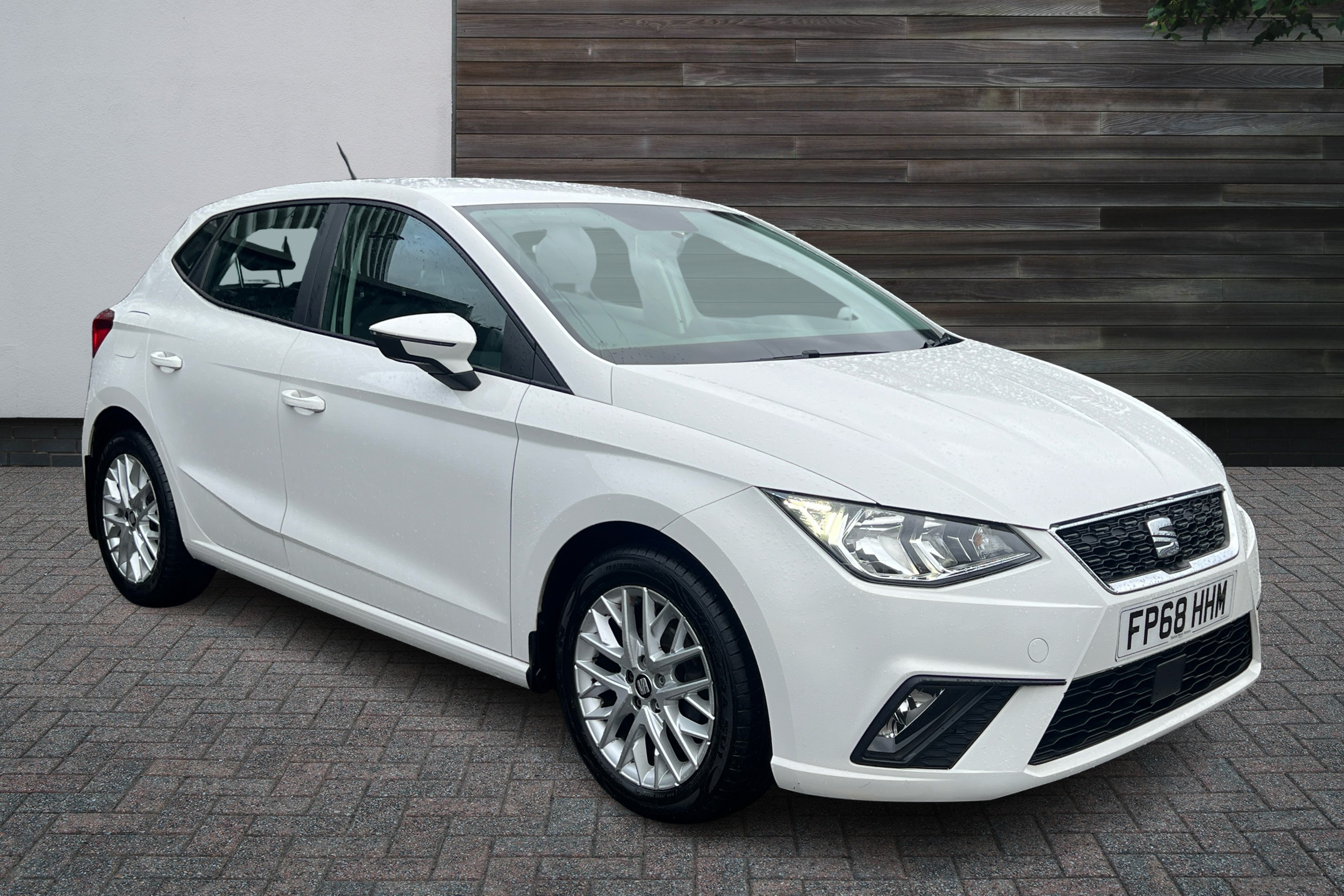 Main listing image - SEAT Ibiza
