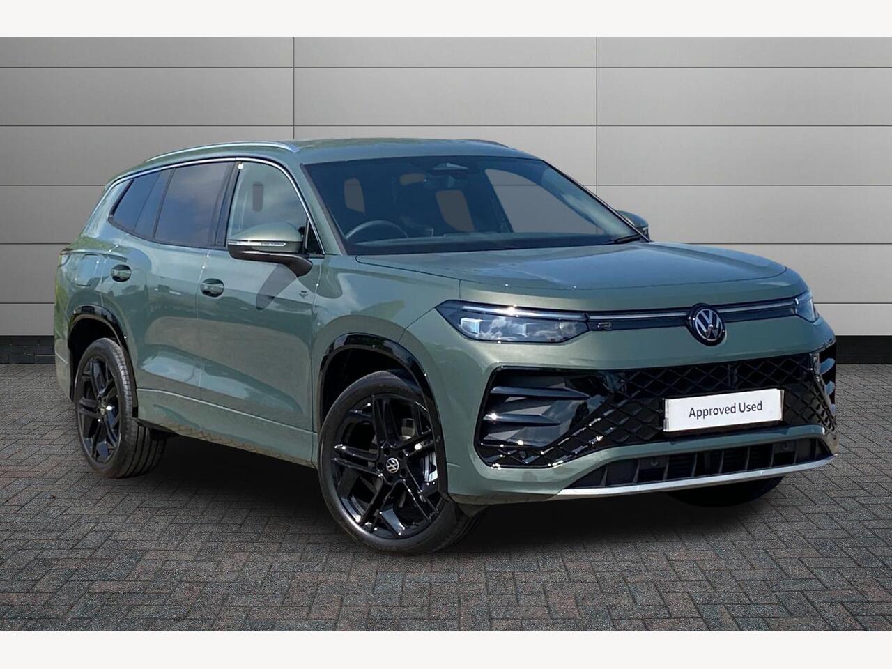 Main listing image - Volkswagen Tayron