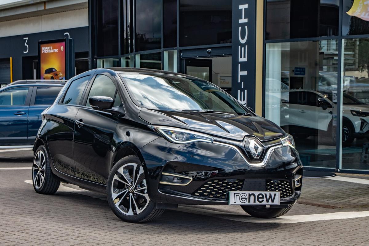Main listing image - Renault Zoe