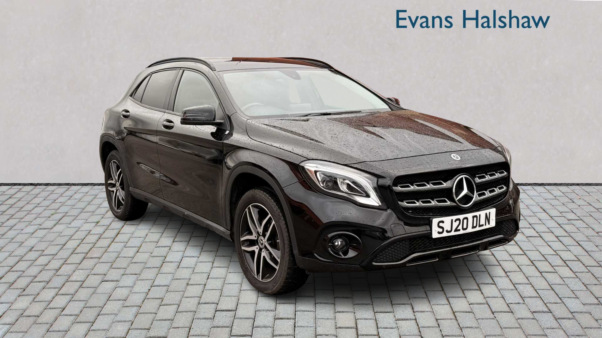 Main listing image - Mercedes-Benz GLA