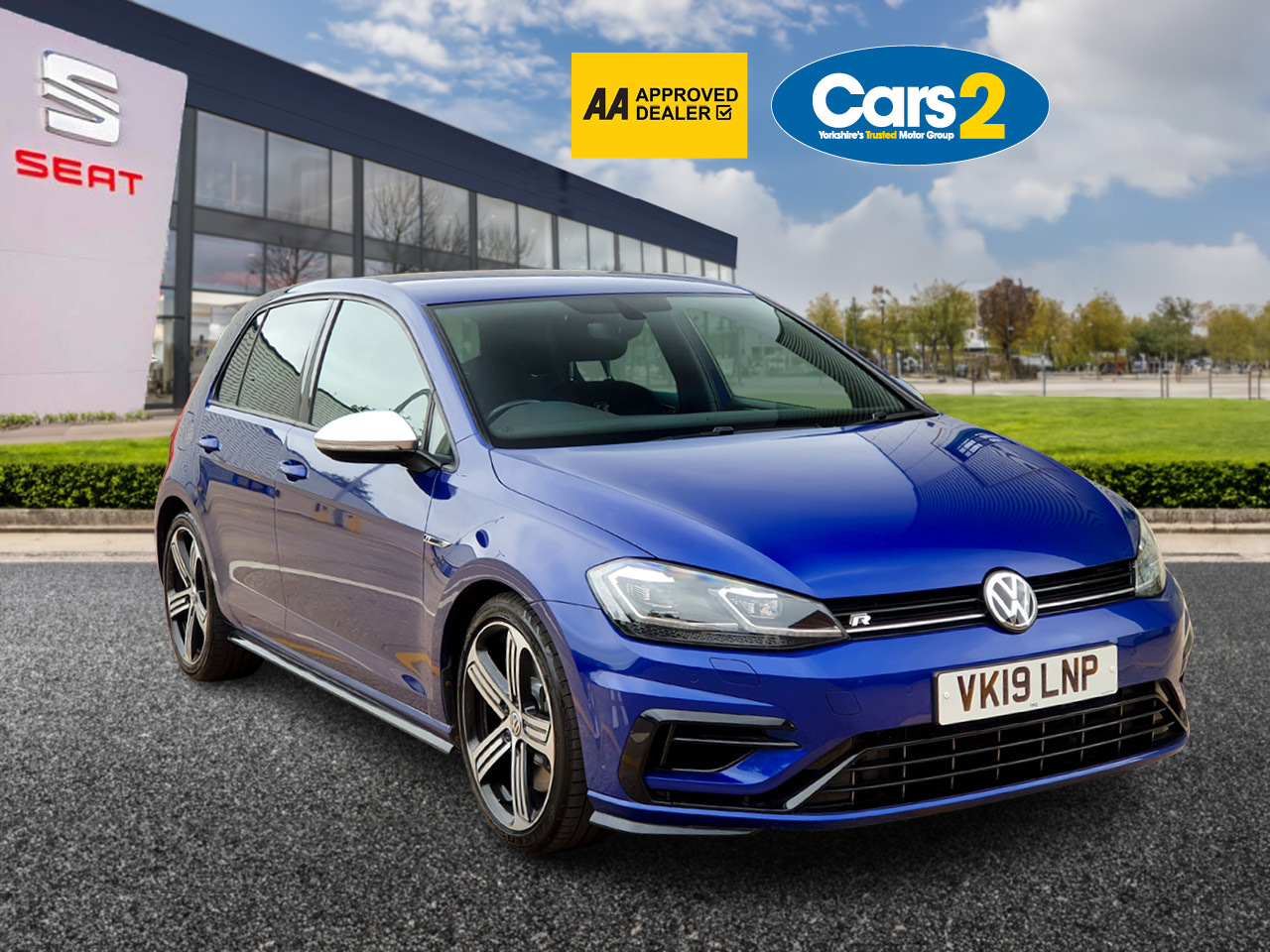 Main listing image - Volkswagen Golf R