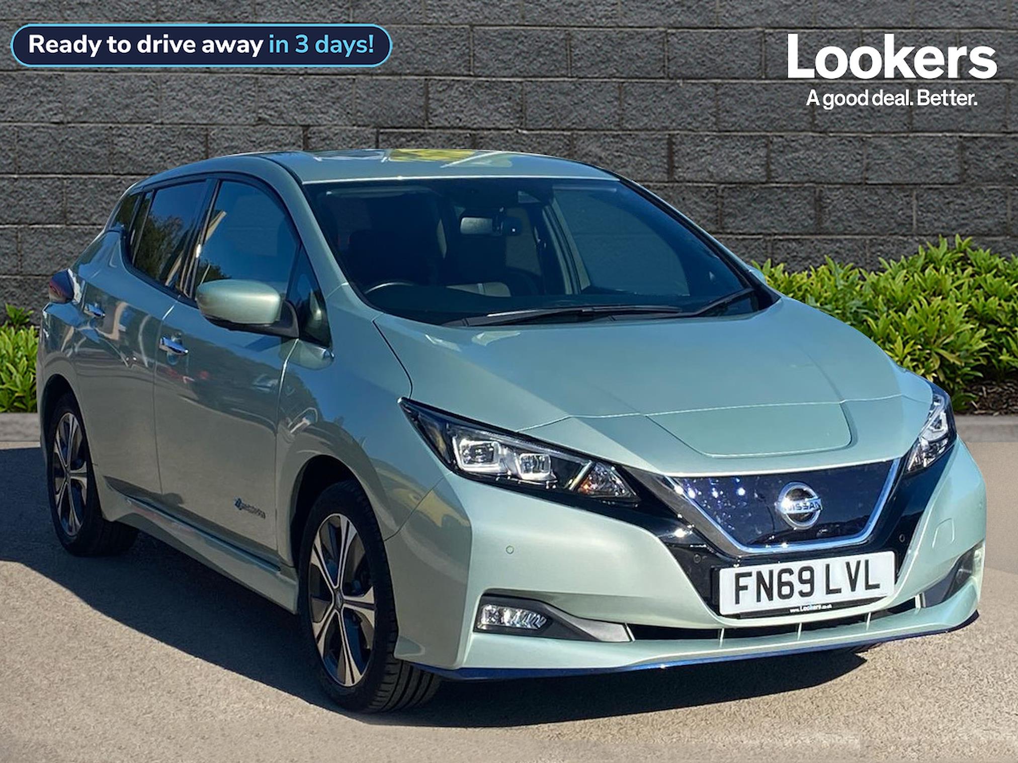 Main listing image - Nissan Leaf