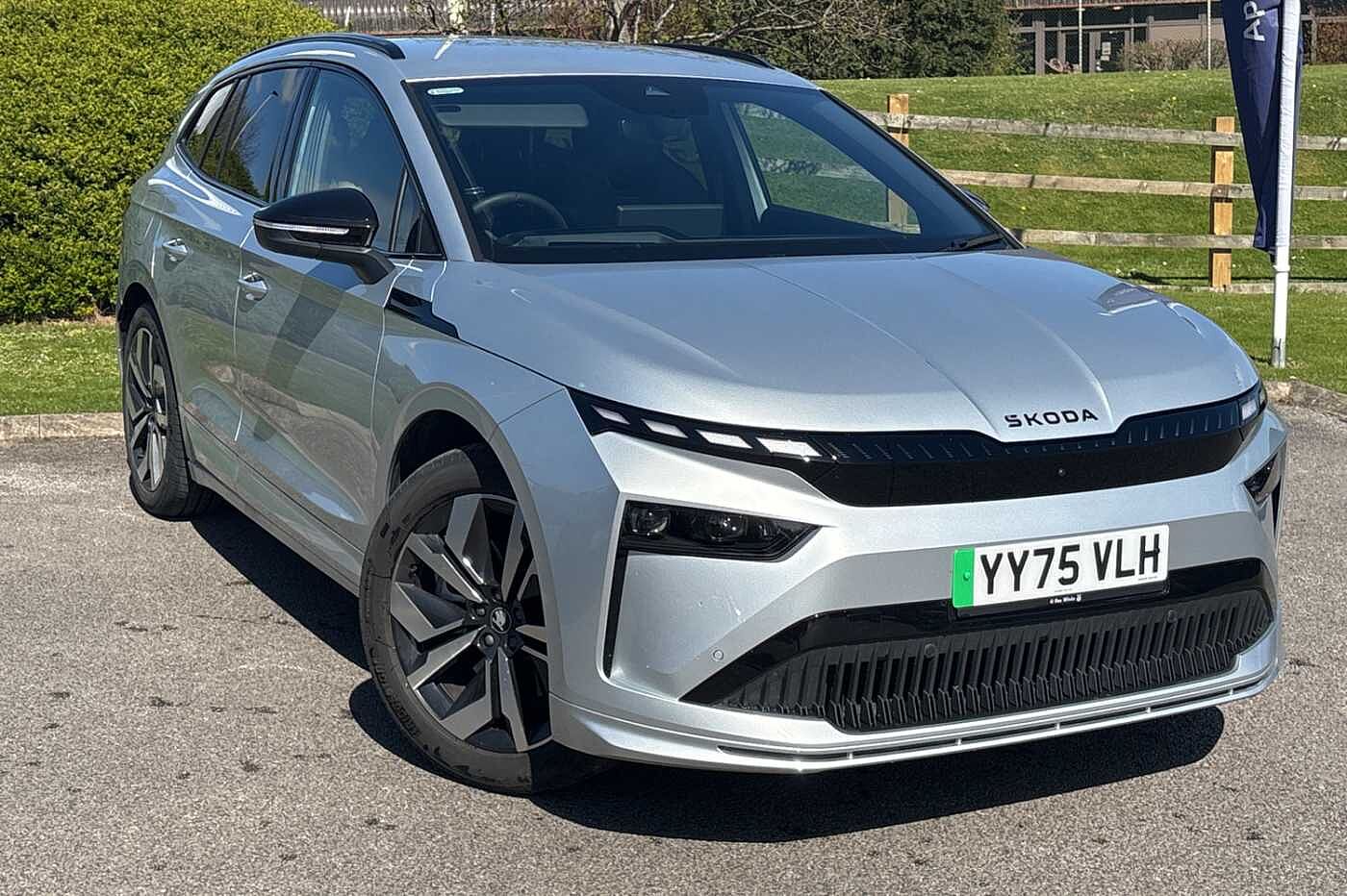 Main listing image - Skoda Enyaq