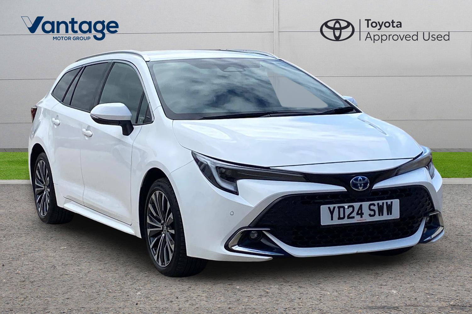 Main listing image - Toyota Corolla