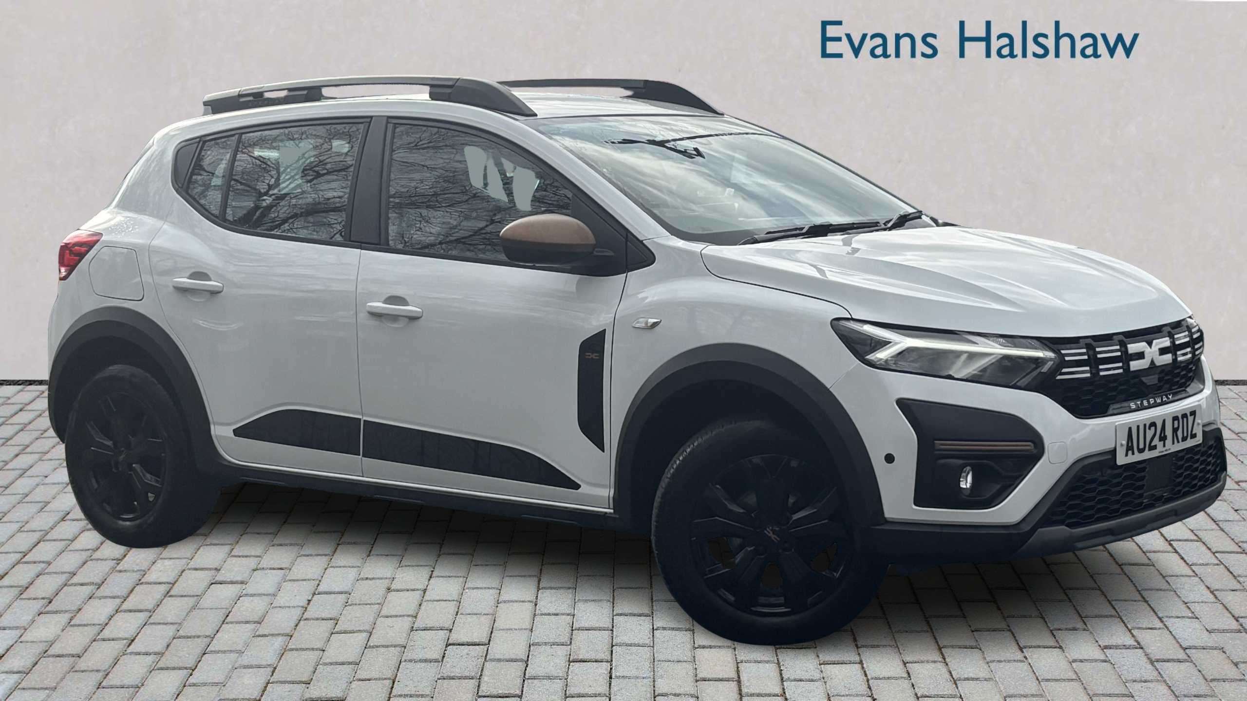 Main listing image - Dacia Sandero Stepway