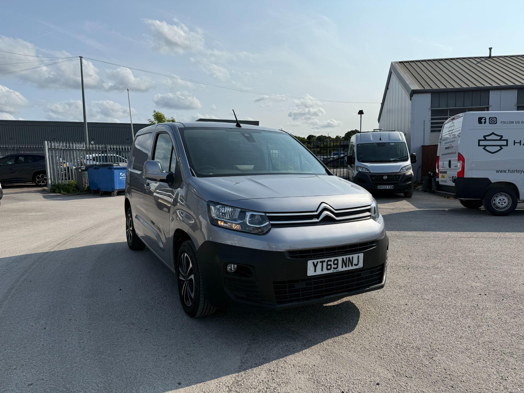 Main listing image - Citroen Berlingo Van