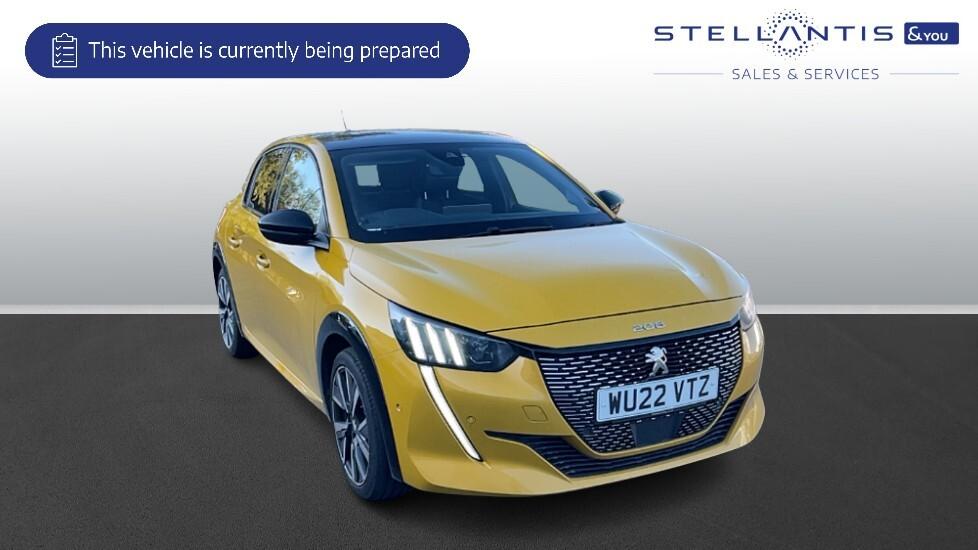 Main listing image - Peugeot 208