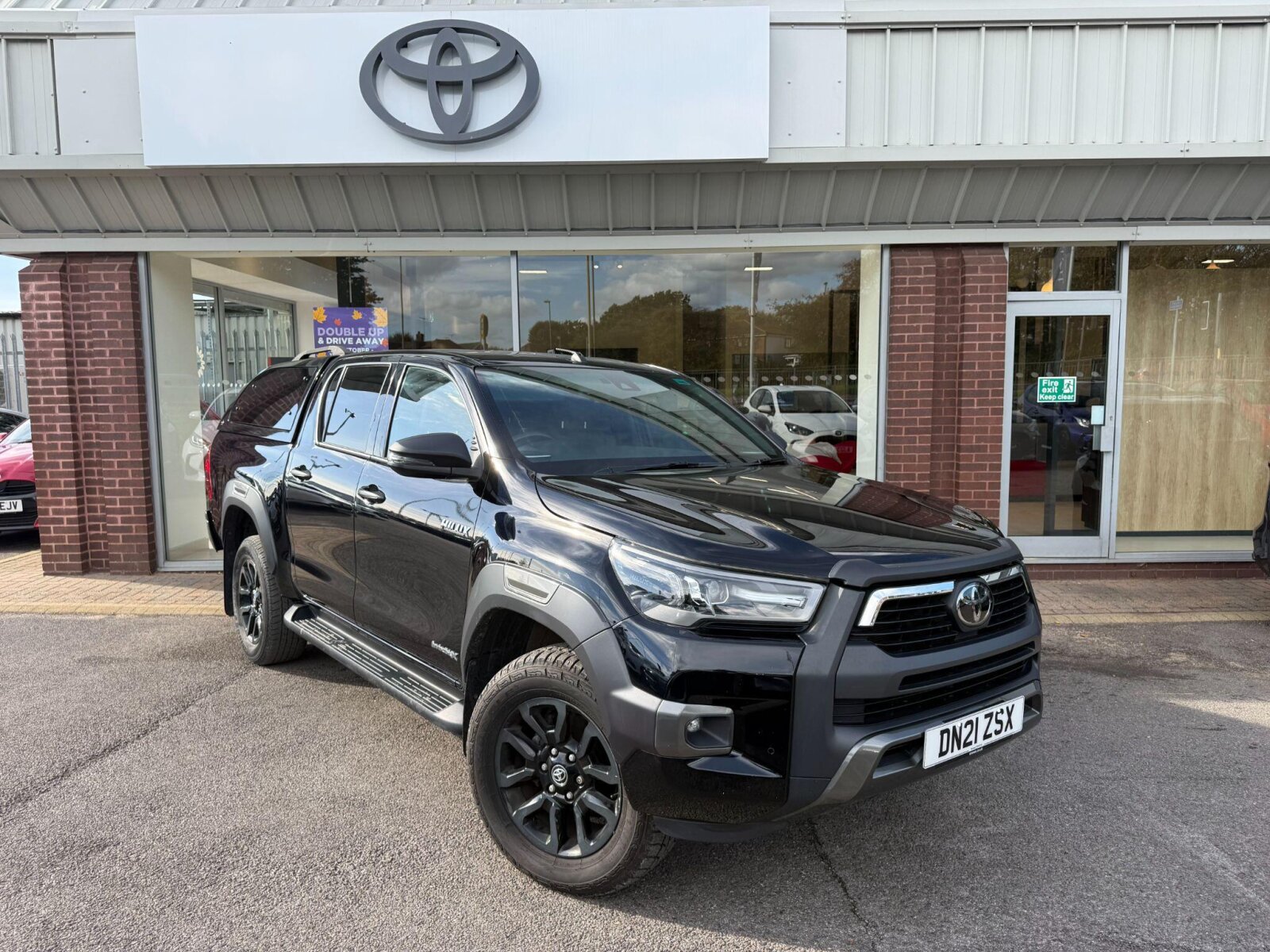 Main listing image - Toyota Hilux