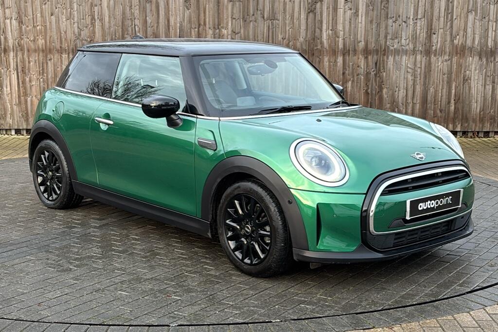 Main listing image - MINI Hatchback