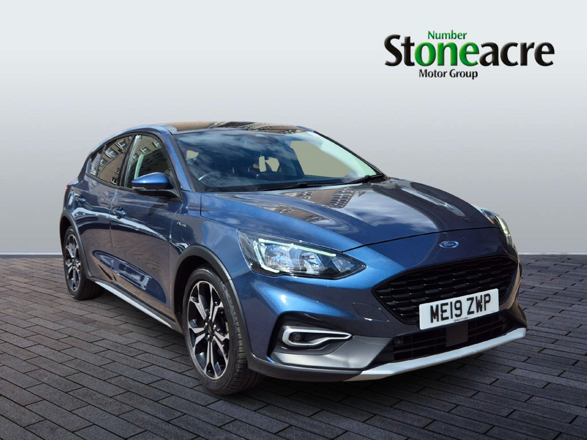 Main listing image - Ford Focus Active