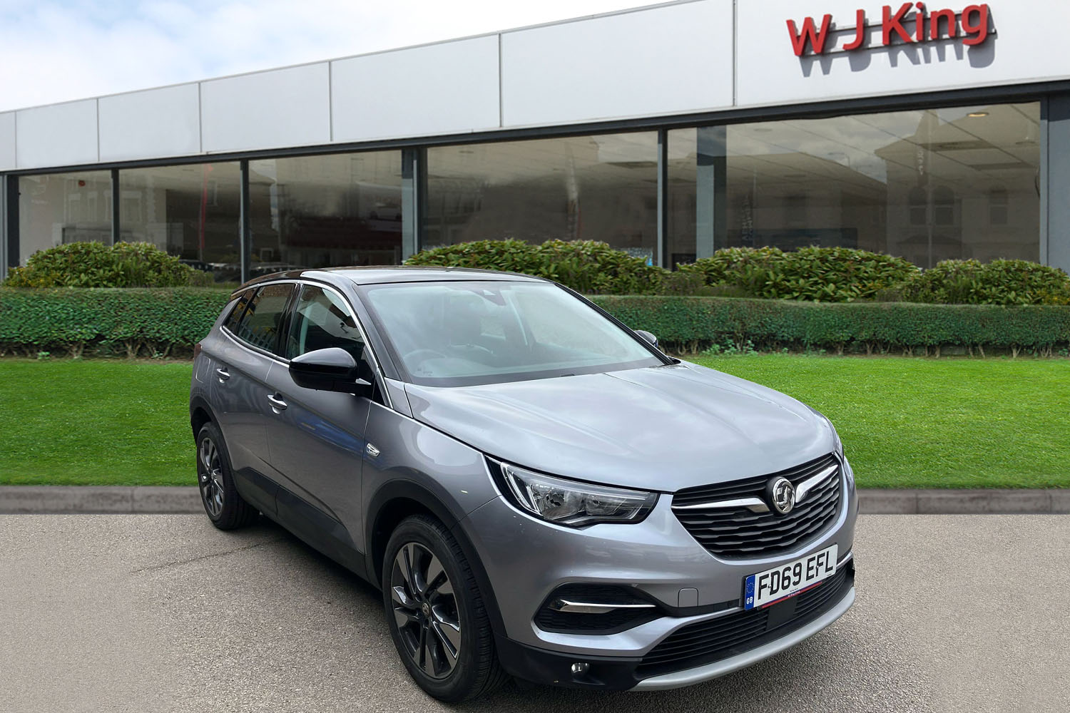 Main listing image - Vauxhall Grandland X