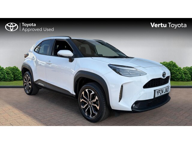 Main listing image - Toyota Yaris Cross
