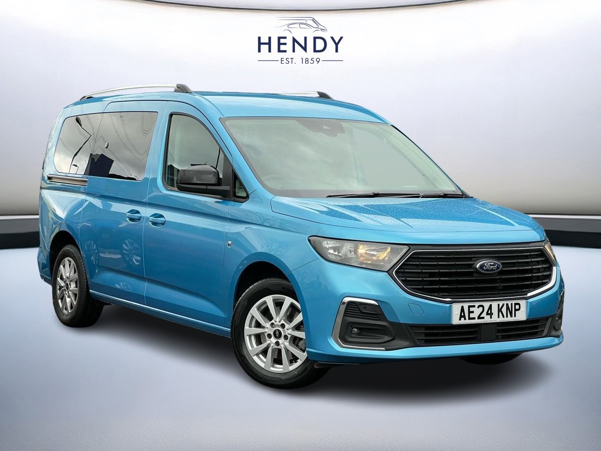 Main listing image - Ford Tourneo Connect