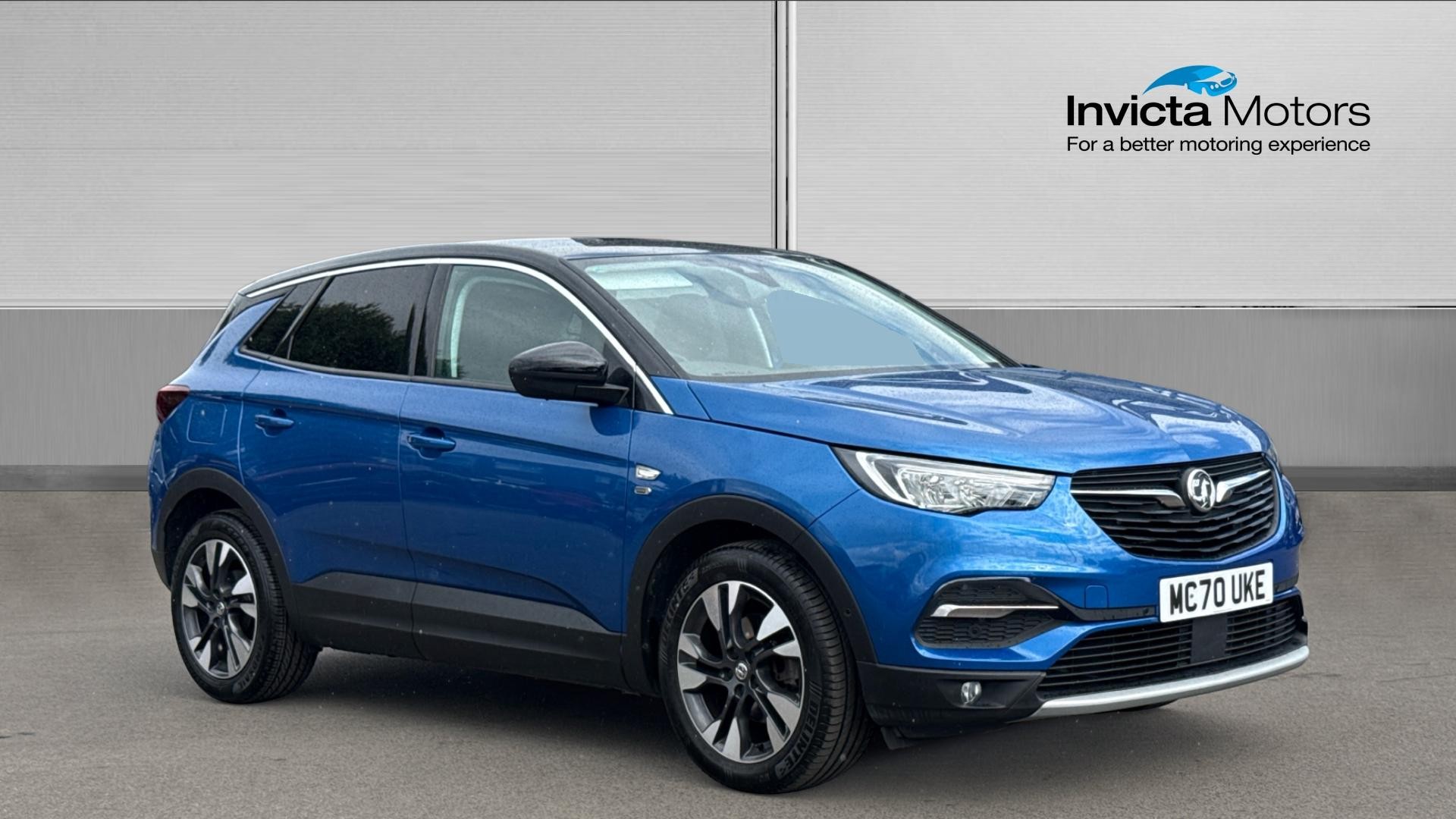 Main listing image - Vauxhall Grandland X