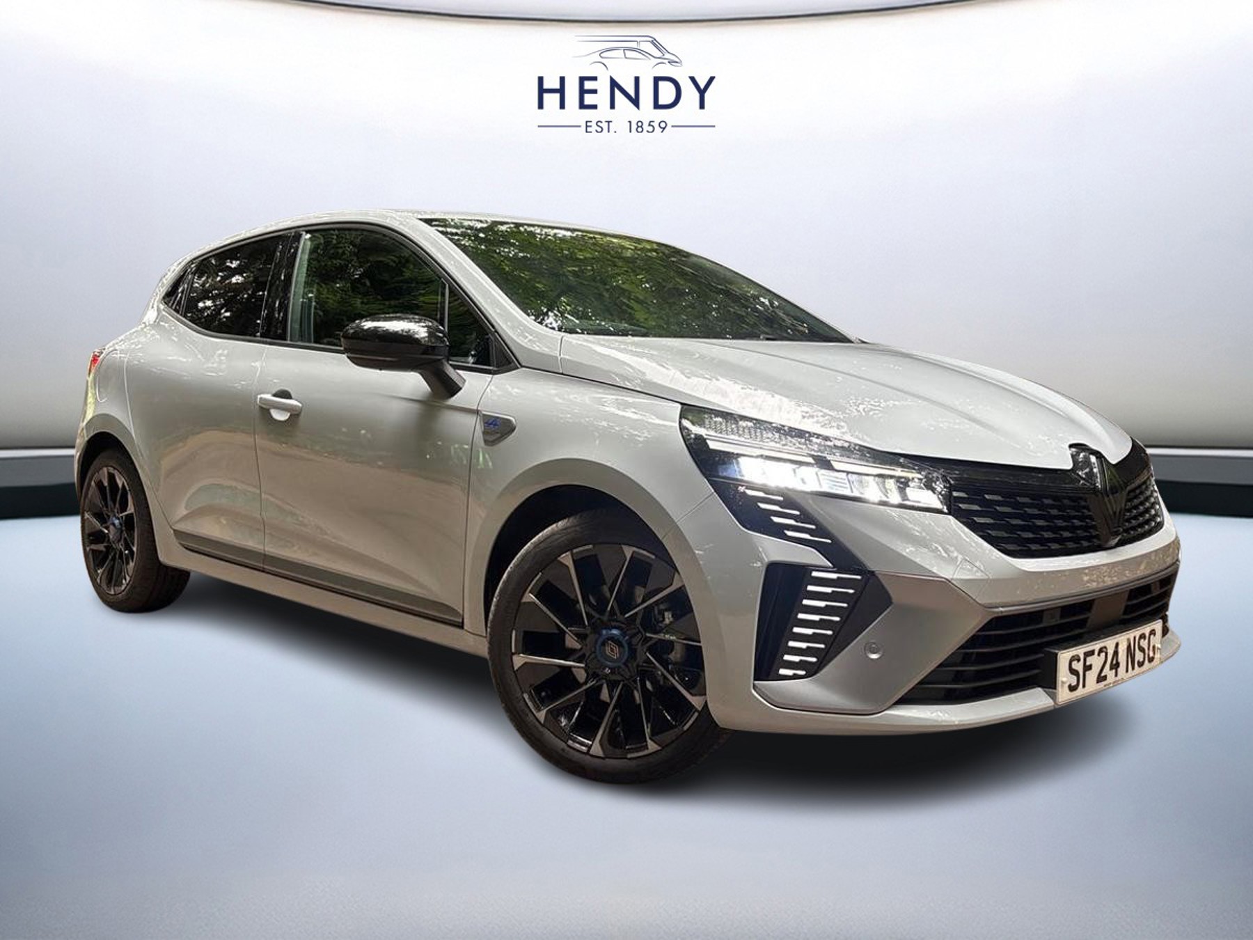 Main listing image - Renault Clio
