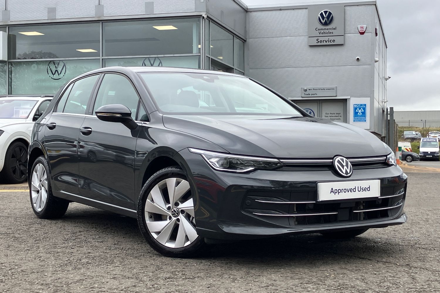 Main listing image - Volkswagen Golf