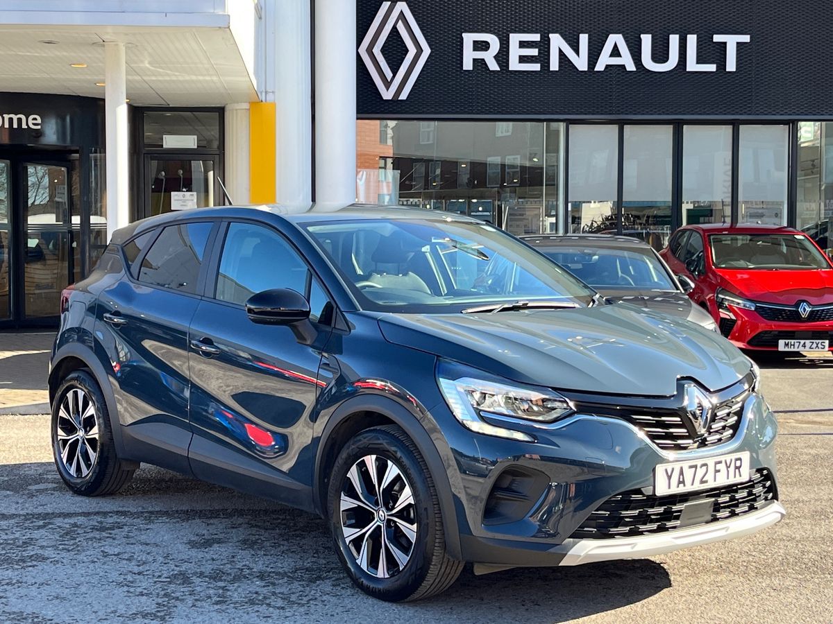 Main listing image - Renault Captur