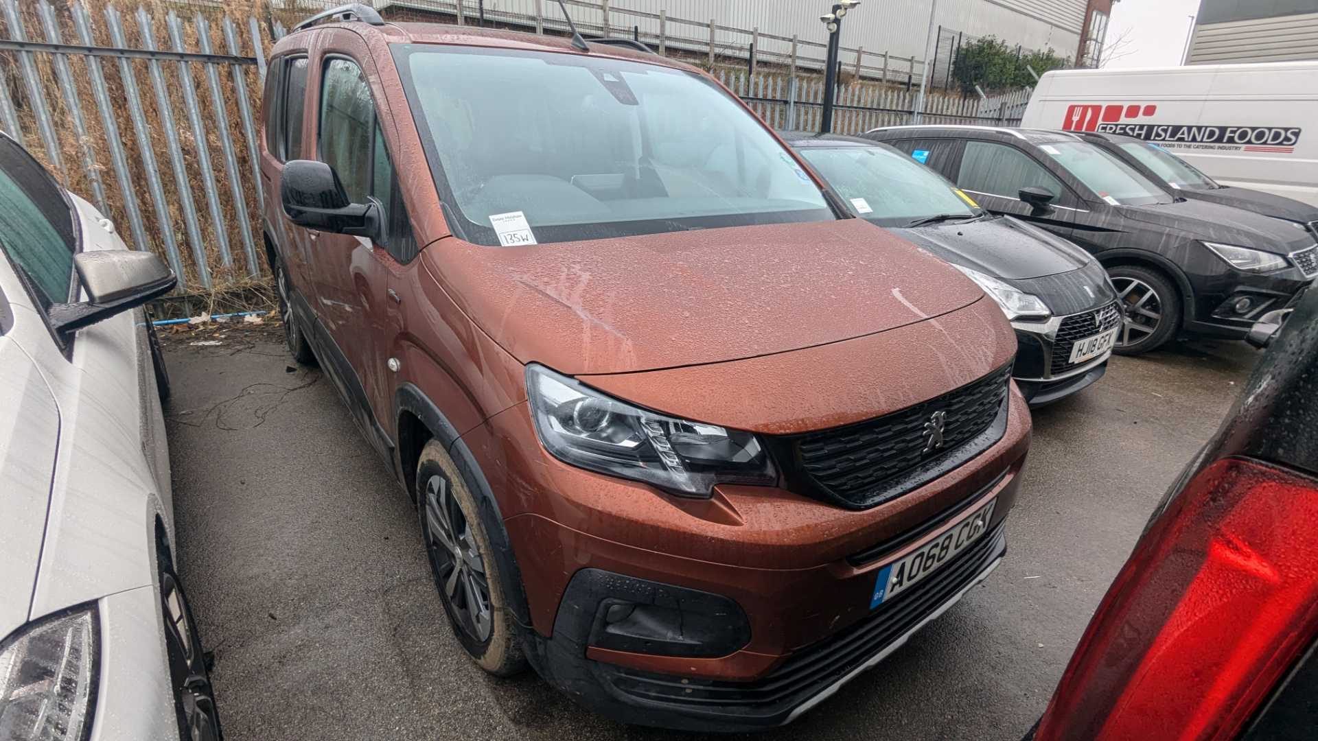 Main listing image - Peugeot Rifter