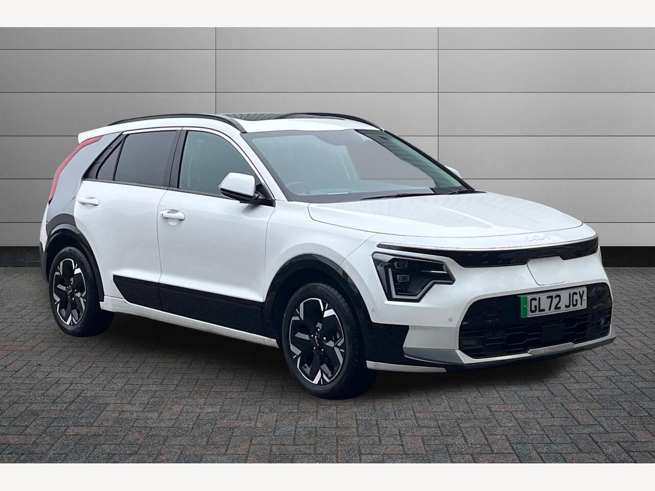 Main listing image - Kia Niro