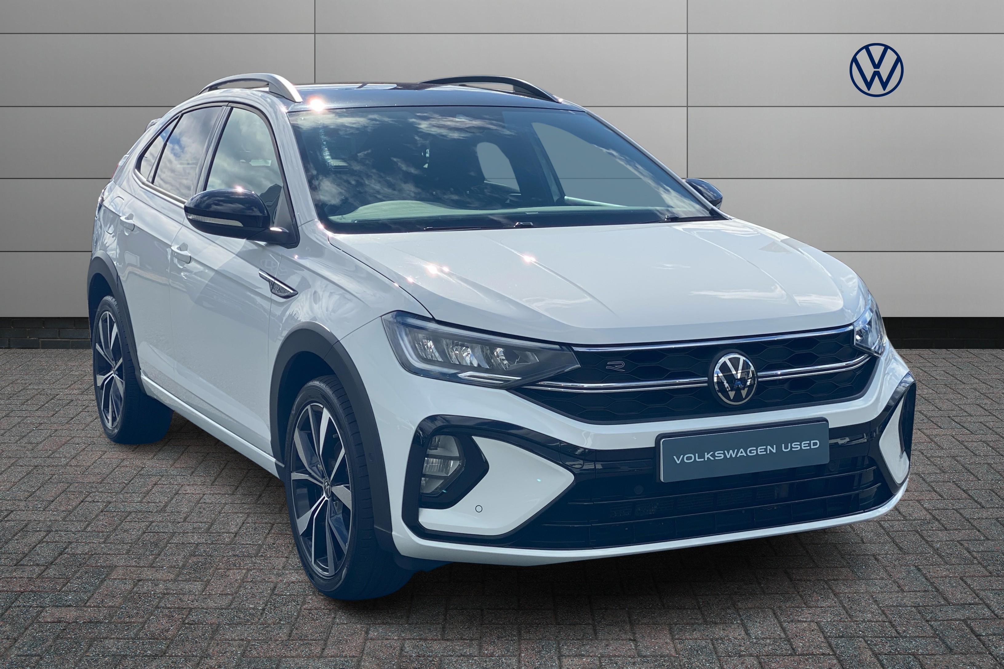 Main listing image - Volkswagen Taigo